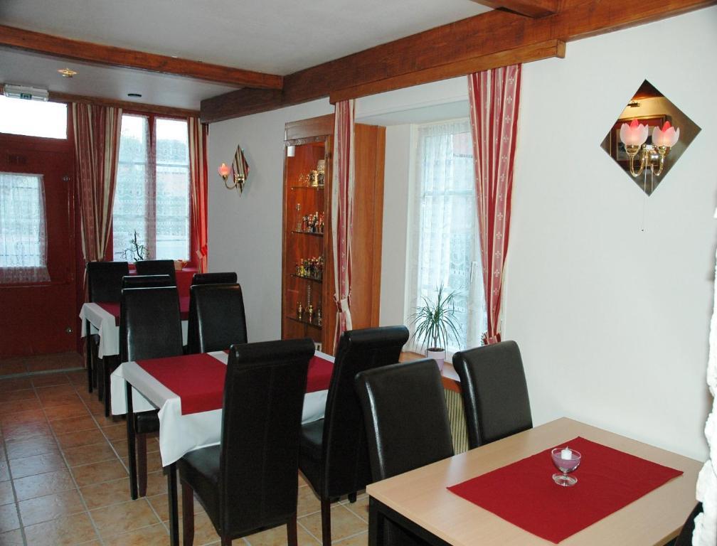 B&B Mirage Frecourt Bagian luar foto