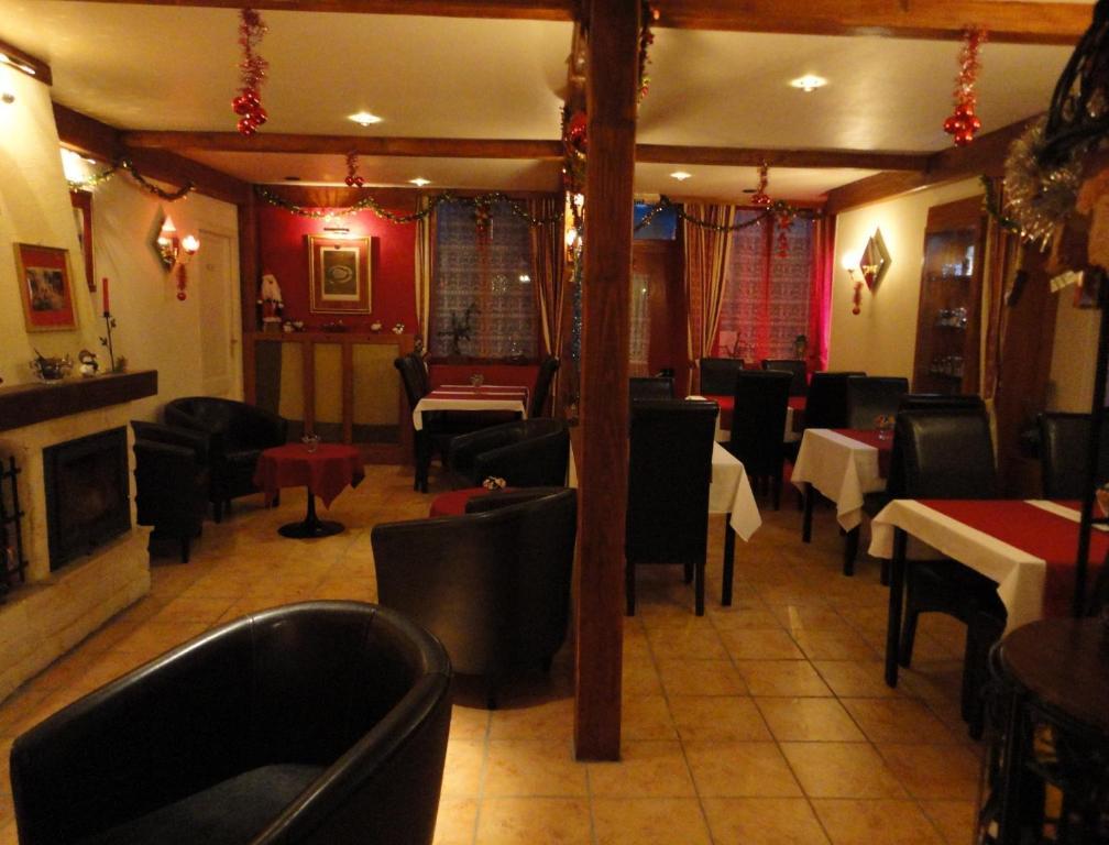 B&B Mirage Frecourt Bagian luar foto